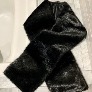 KENNETH COLE Faux Fur Scarf